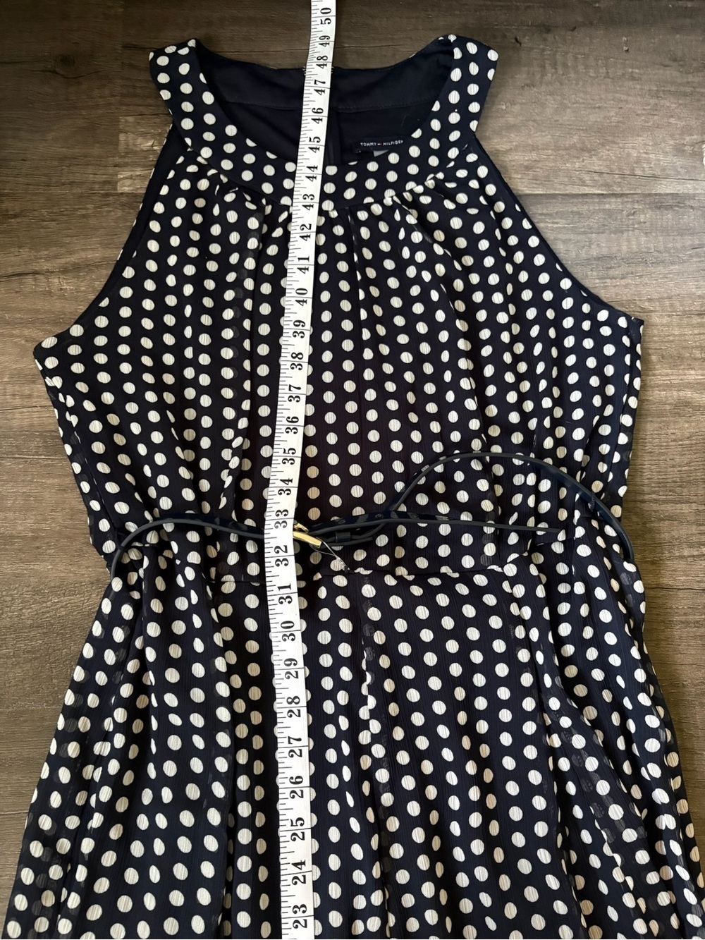 New Tommy Hilfiger Belted Black and White Polka Dot Midi Length Dress - Picture 4 of 7